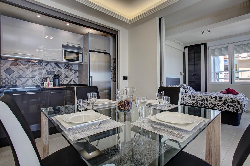 Royal Executive Suite Malaga Exterior photo
